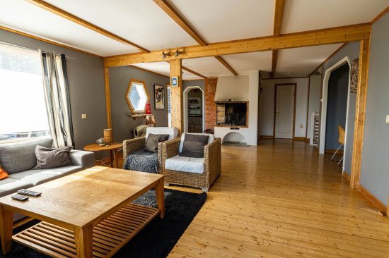 Лак-антисептик Wow Now бесцветный 0.9 л