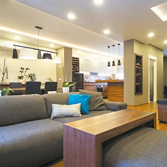 Светодиодная лента Apeyron LED COB 24В 10 мм 5м 11 Вт/м 352диод/м 1000 лм/м 3000 К теплый белый свет