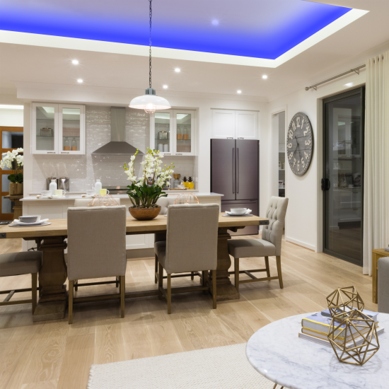 Комплект светодиодной ленты Apeyron SMD5050 12В 10 мм 5м 6 Вт/м 30диод/м 390 лм/м 6500 К RGBW