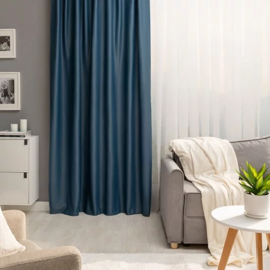 Штора со скрытыми петлями блэкаут Inspire Alycia 200x280 см цвет черно-синий Fjord