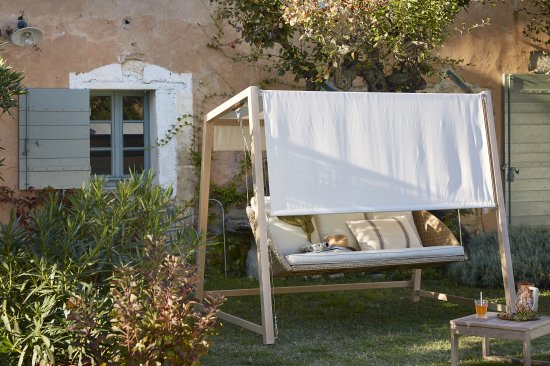 Качели садовые Naterial Medena 3-х местные до 395 кг белый/коричневый