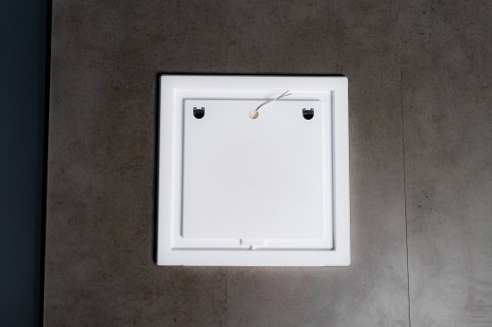 Зеркало для ванной Vigo Level Comfort 70x70 см с подсветкой и часами