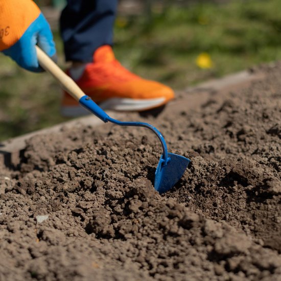 Мотыжка Павловская Заря 65 мм с деревянным черенком (00000156120)