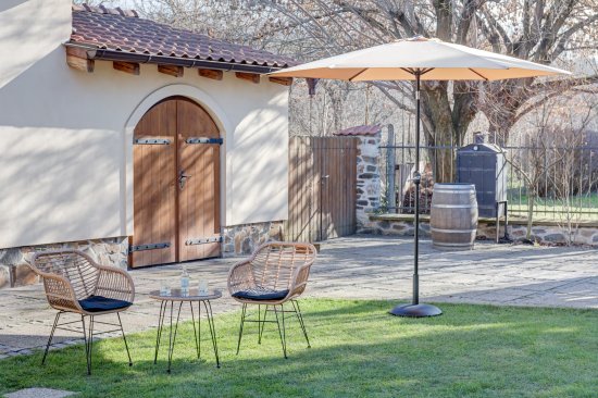 Набор садовой мебели для обеда Адриан GS008 искусственный ротанг бежевый: стол, 2 кресла