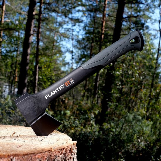 Топор универсальный Plantic Light (27461-01) фибергласовая рукоятка 0,82 кг