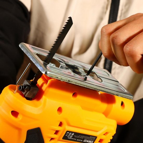 Лобзик сетевой Deko DKJS750, 750 Вт