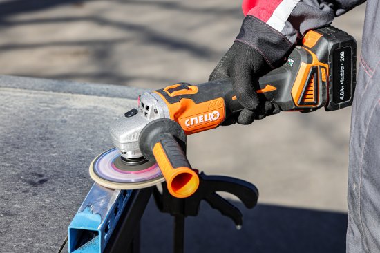 УШМ аккумуляторная бесщеточная Спец БШУ-125-18ЛИ/Б, 20 В Li-ion 2x4 Ач, 125 мм