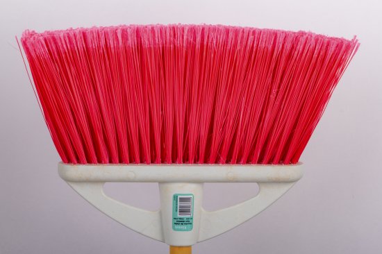 Щетка для уборки Klintek 57051 137 см, дерево/ПВХ