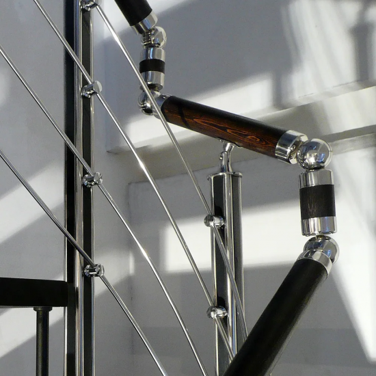 Поворот деревянного поручня Лесенка 50 мм