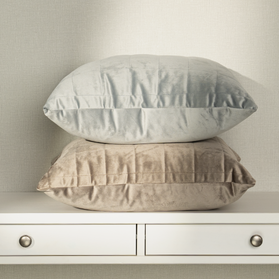 Подушка Inspire Etna 50x50 см велюр цвет серый