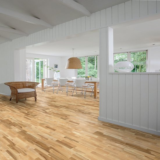 Паркетная доска FocusFloor ясень натуральный 1,678 кв.м 14 мм трехполосная