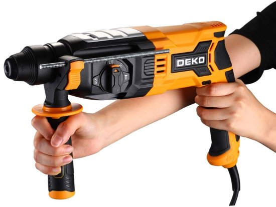 Перфоратор сетевой SDS-plus Deko DKH1350W 084-1032, 1350 Вт, 3.2 Дж