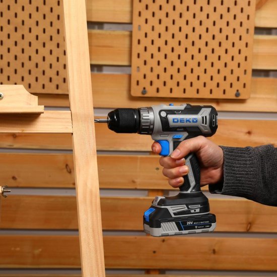 Дрель-шуруповерт аккумуляторная Deko ZKCD20V PRO 084-1005, 20 В Li-ion 2x2 Ач