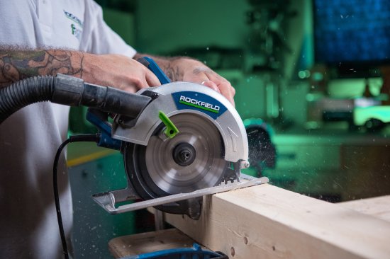 Пила циркулярная сетевая Rockfield RF160CS, 1600 Вт, 190 мм