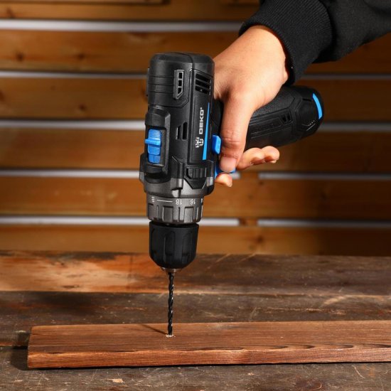 Дрель-шуруповерт аккумуляторная Deko ZKCD12V PRO 084-1015, 12 В Li-ion 2x2 Ач