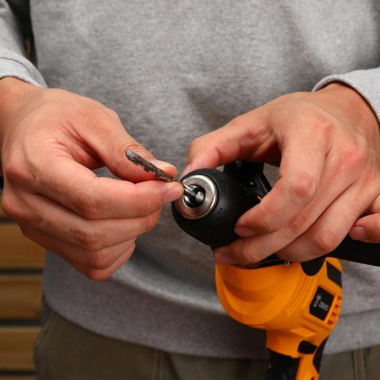 Дрель сетевая ударная Deko DKID700, 700 Вт