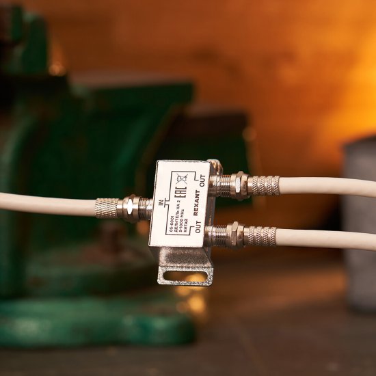 ТВ делитель Rexant 2 F-выхода (05-6001-01)