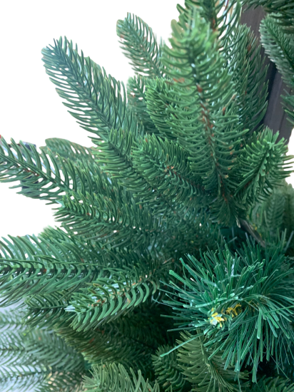 Ель новогодняя искусственная Марика 210 см