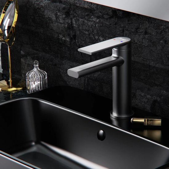 Смеситель для раковины Frap Arne F10204-6 однорычажный цвет черный