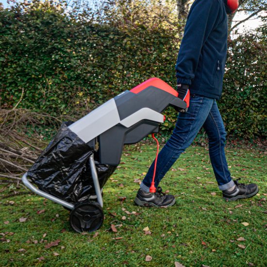 Измельчитель садовый электрический Sterwins 2500 Вт