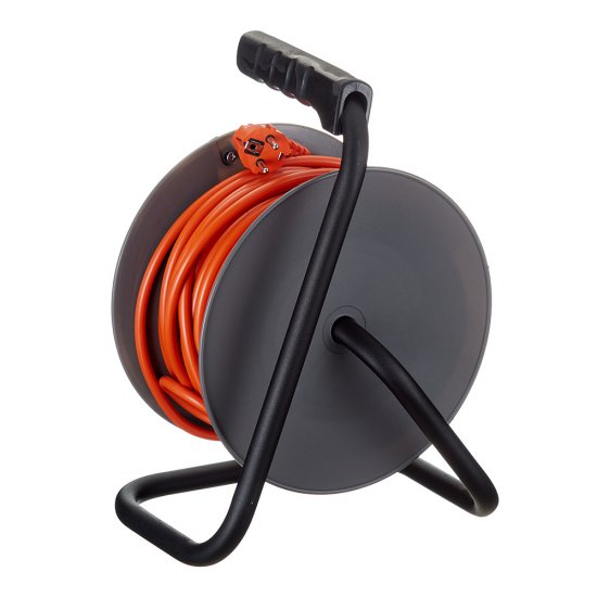 Удлинитель UNIVersal с заземлением 30 м на катушке 3,5 кВт 4 розетки ПВС 3х1,5 кв.мм IP20