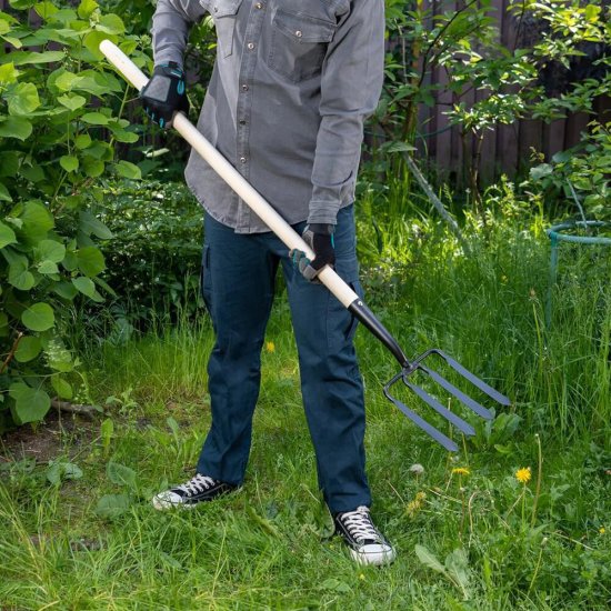 Черенок деревянный первый сорт  для садового инвентаря 1200 мм d32 мм (68409)