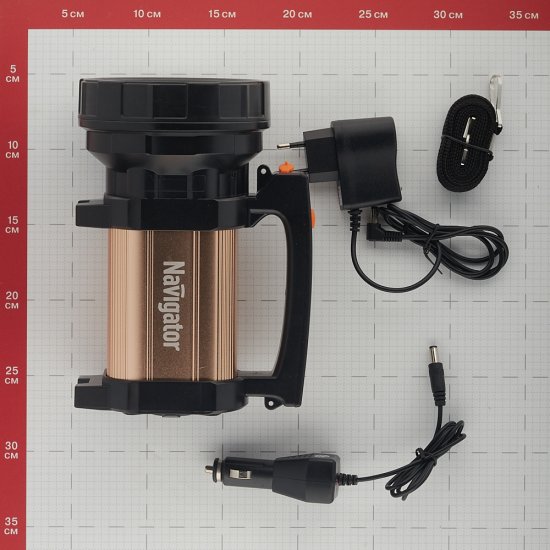 Фонарь ручной Navigator (715970) светодиодный 1 LED 10 Вт аккумуляторный SLA 4500 мАч пластик