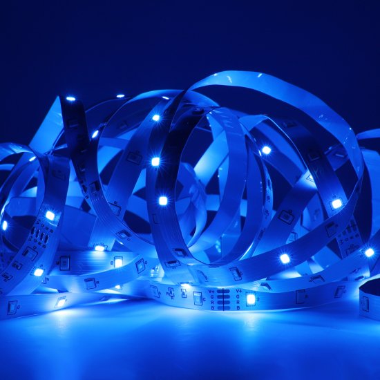 Комплект светодиодной ленты для контурной подсветки Camelion 220В 10 мм 20м 12 Вт/м 18диод/м 3000 К RGBW