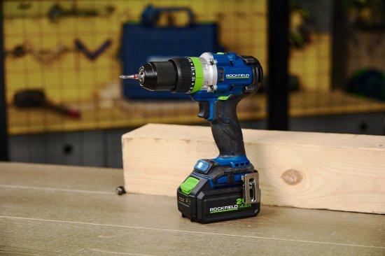 Дрель-шуруповерт аккумуляторная ударная бесщеточная Rockfield RF2094BK, 20 В Li-ion 4 Ач