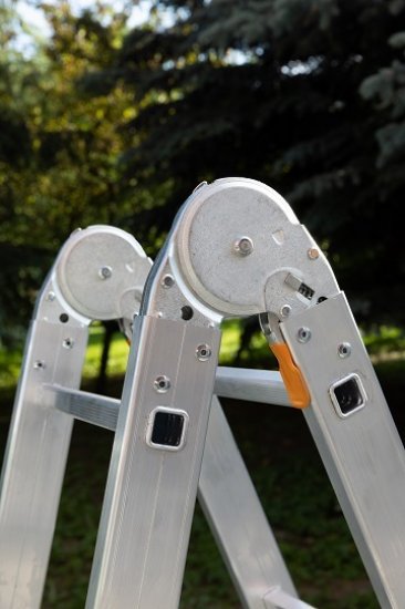 Лестница трансформер 4-секционная Наш до 3.52 м 12 ступеней