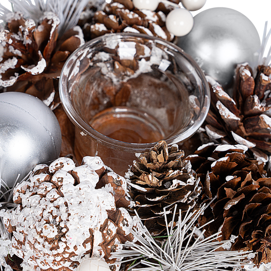 Декоративное украшение Подсвечник из шишек 17x9 см