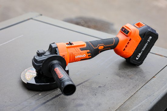 УШМ аккумуляторная бесщеточная Спец БШУ-21Б, 21 В Li-Ion 2x4 Ач, 125 мм