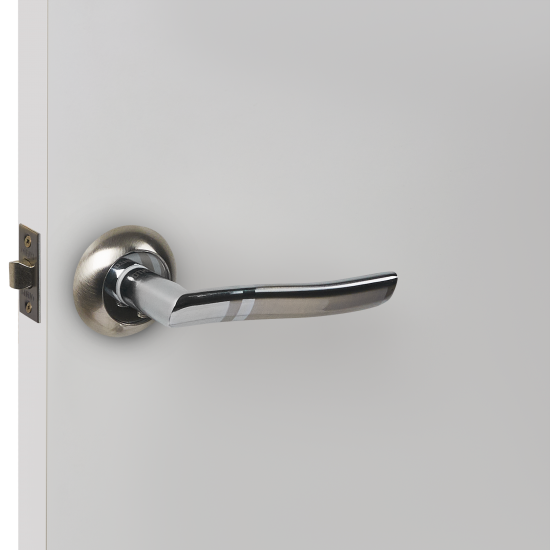 Дверные ручки Punto Jet без запирания комплект цвет никель/хром