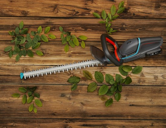 Кусторез аккумуляторный Gardena Comfortcut 50/18V P4A 18 Вт