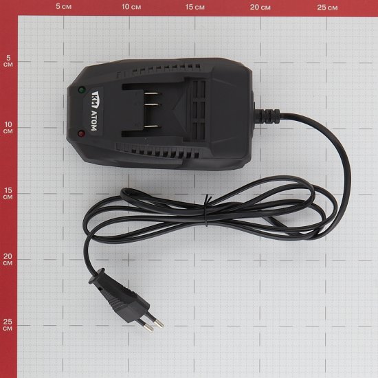 Зарядное устройство КМ АТОМ 18 В 2,4 А (BC-18/1)