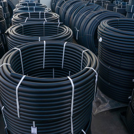 Труба ПНД ПЭ-100 для систем водоснабжения Технопласт d20 SDR11 черная