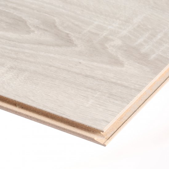 Ламинат 32 класс Egger Home дуб тосколано светлый 1,99 кв.м 8 мм с фаской