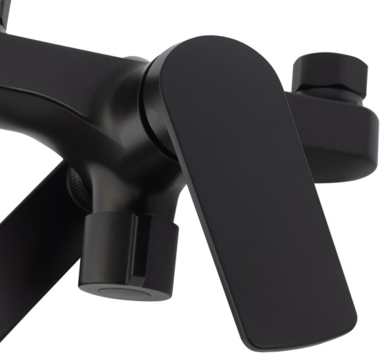 Смеситель для ванны Aqua-Rivus Учар AR-2021e-b однорычажный универсальный цвет черный матовый