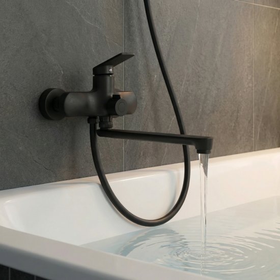 Смеситель для ванны Aqua-Rivus Учар AR-2021e-b однорычажный универсальный цвет черный матовый