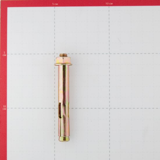 Анкерный болт для бетона 10х77 мм с гайкой