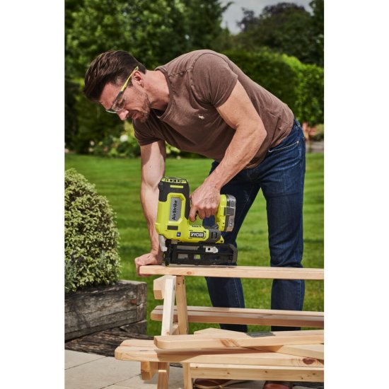 Гвоздезабиватель Ryobi R16GN18-0 ONE+