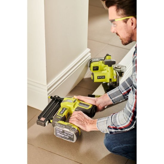 Гвоздезабиватель Ryobi R18GN18-120S 18В