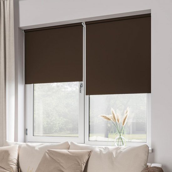 Рулонная штора блэкаут 140х175 см Legrand Blackout шоколад