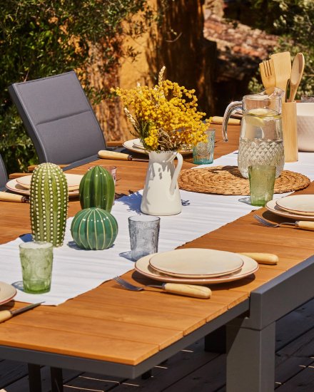 Раздвижной садовый стол BEGINIA Beshtau 180-240x100x75 см алюминий бежевый