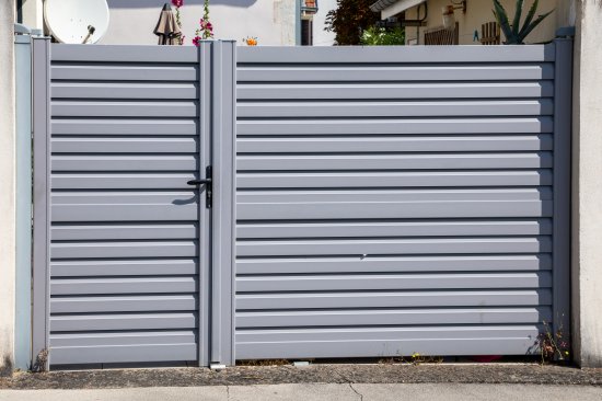 Грунт-эмаль по ржавчине 5 в 1 Лакра цвет серое окно RAL7040 0.8 л