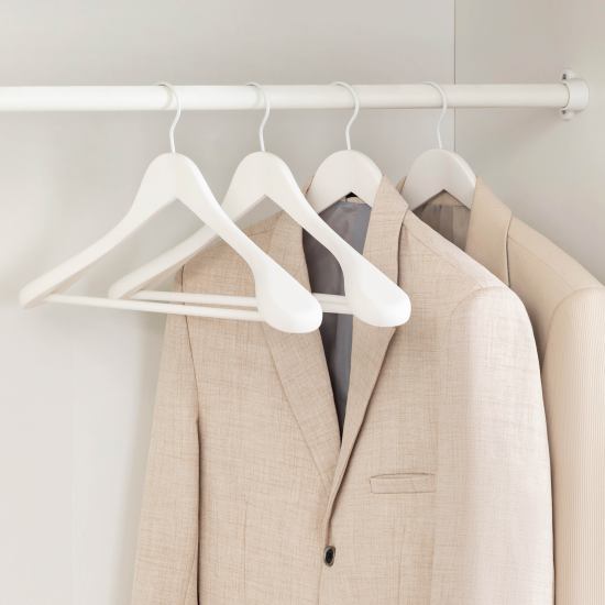 Плечики для одежды KONSENSA 45 см с покрытием soft touch дерево цвет белый