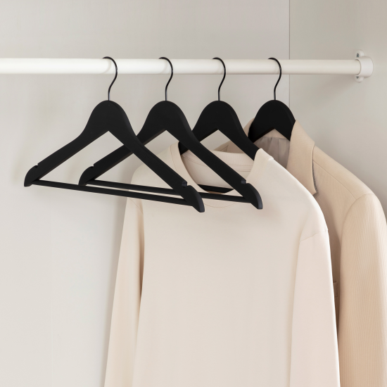 Плечики для одежды KONSENSA 44.5 см с покрытием soft touch дерево цвет черный