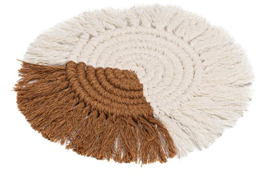 Декор настольный бежевый 18 см