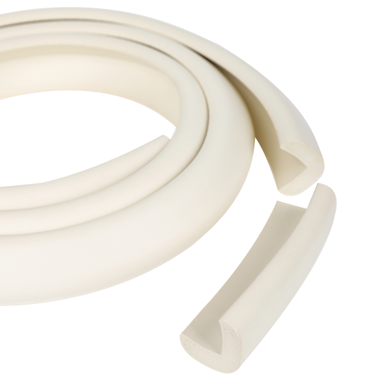 Самоклеящаяся лента универсальная Halsa на острые края каучук цвет белый