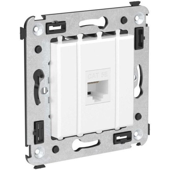 Розетка компьютерная DKC Avanti встраиваемая белая RJ45 (9549964)